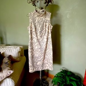 NWT beautiful J McLaughlin sleeveless dress. Size S